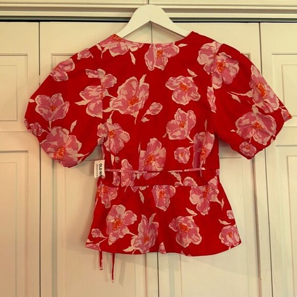 Old Navy NWT red pink floral puff sleeve wrap blouse M - Picture 7 of 10